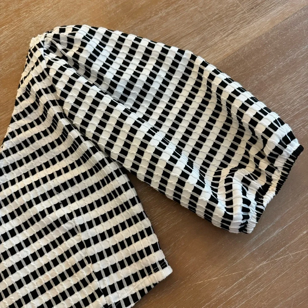 Zara Crop Checkered Women's Top